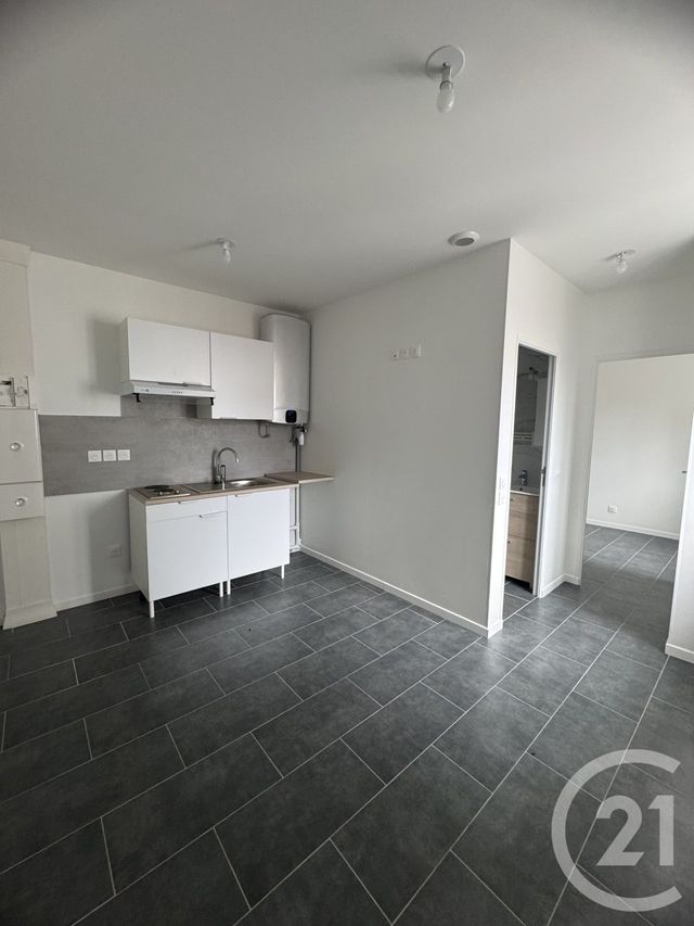 Appartement F2 à louer - 2 pièces - 24.47 m2 - GAGNY - 93 - ILE-DE-FRANCE - Century 21 Bords De Marne